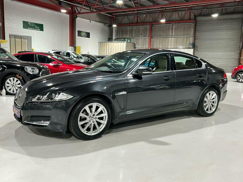 Used Jaguar XF 2013 for sale - 77735360: Photo 13