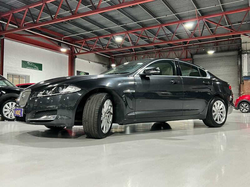 Used Jaguar XF 2013 for sale - 77735360: Photo 14
