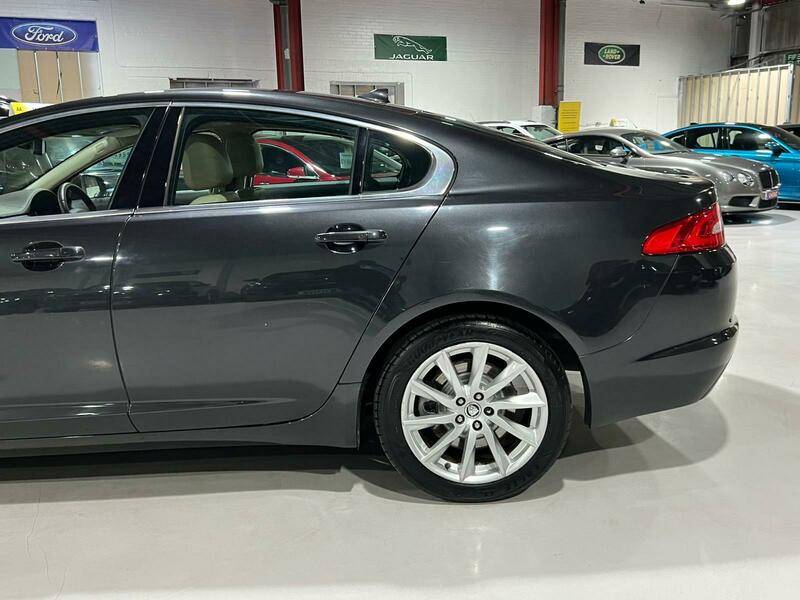 Used Jaguar XF 2013 for sale - 77735360: Photo 20