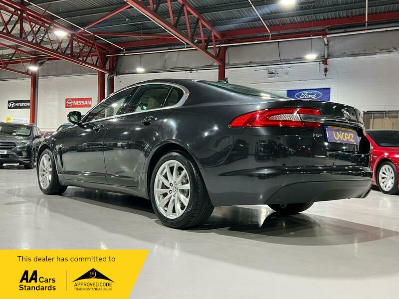 Used Jaguar XF 2013 for sale - 77735360: Photo 6