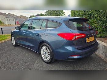 Used Ford Focus 2019 for sale - 79423365: Photo