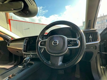 Used Volvo S90 2019 for sale - 78257567: Photo