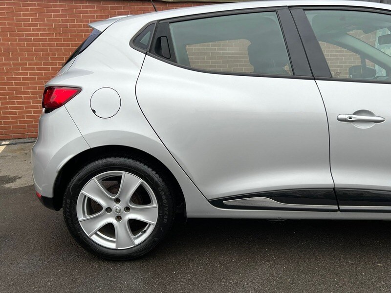 Used Renault Clio 2015 for sale - 77735343: Photo 22
