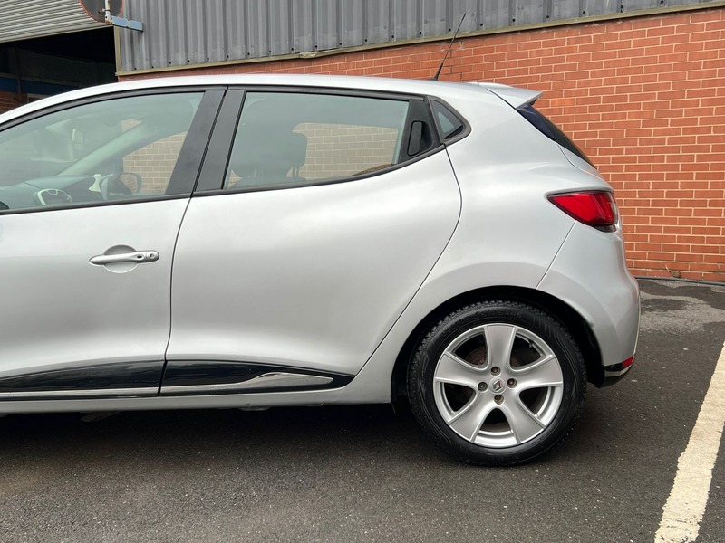 Used Renault Clio 2015 for sale - 77735343: Photo 23
