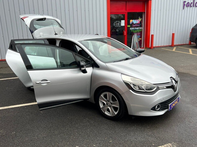 Used Renault Clio 2015 for sale - 77735343: Photo 40