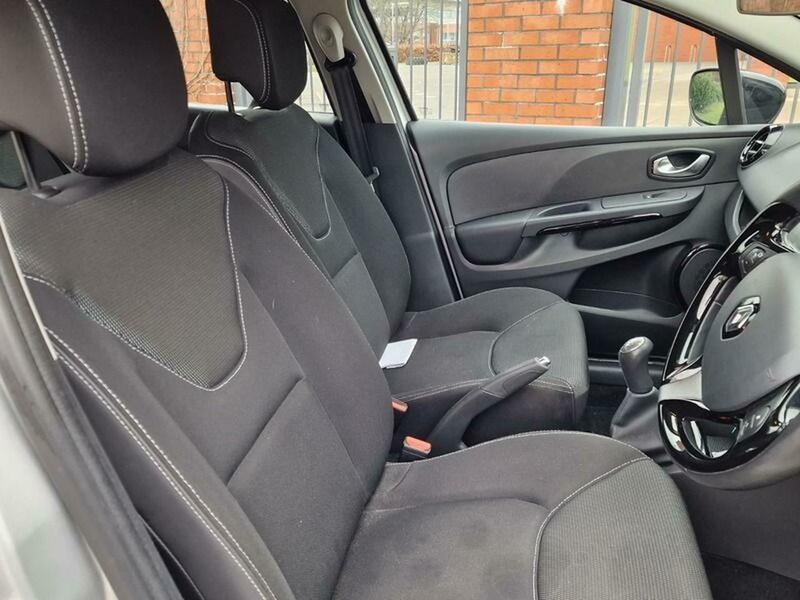 Used Renault Clio 2015 for sale - 77735343: Photo 48