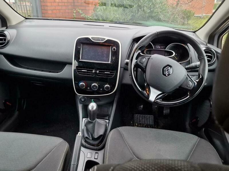 Used Renault Clio 2015 for sale - 77735343: Photo 49