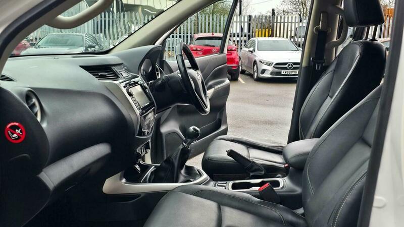 Used Nissan Navara 2018 for sale - 77735392: Photo 48