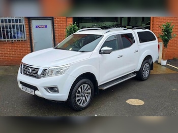 Used Nissan Navara 2018 for sale - 77735392: Photo