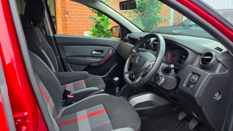 Used Dacia Duster 2019 for sale - 77735349: Photo 44