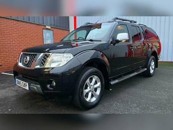 Used Nissan Navara 2015 for sale - 77735278: Photo