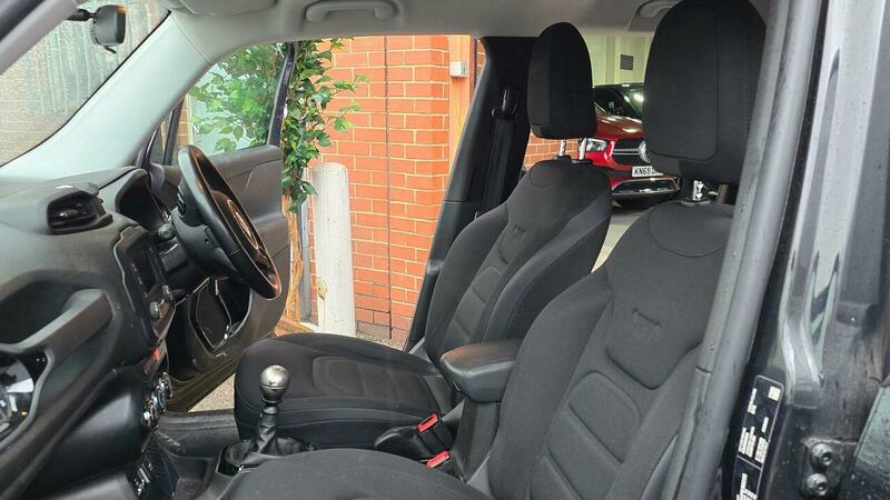 Used Jeep Renegade 2017 for sale - 77735380: Photo 40