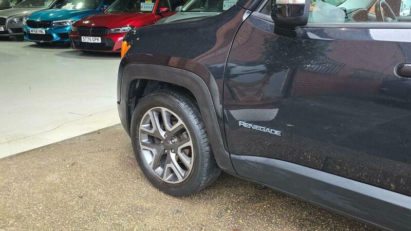 Used Jeep Renegade 2017 for sale - 77735380: Photo 6