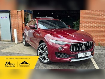 Used Maserati Levante 2017 for sale - 78140947: Photo