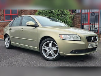 Used Volvo S40 2009 for sale - 79574897: Photo