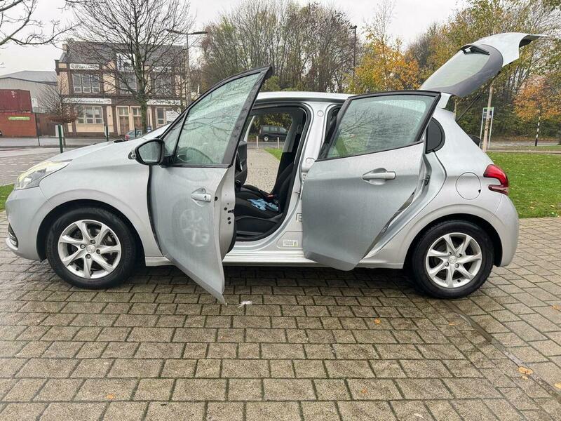 Used Peugeot 208 2018 for sale - 77798488: Photo 10