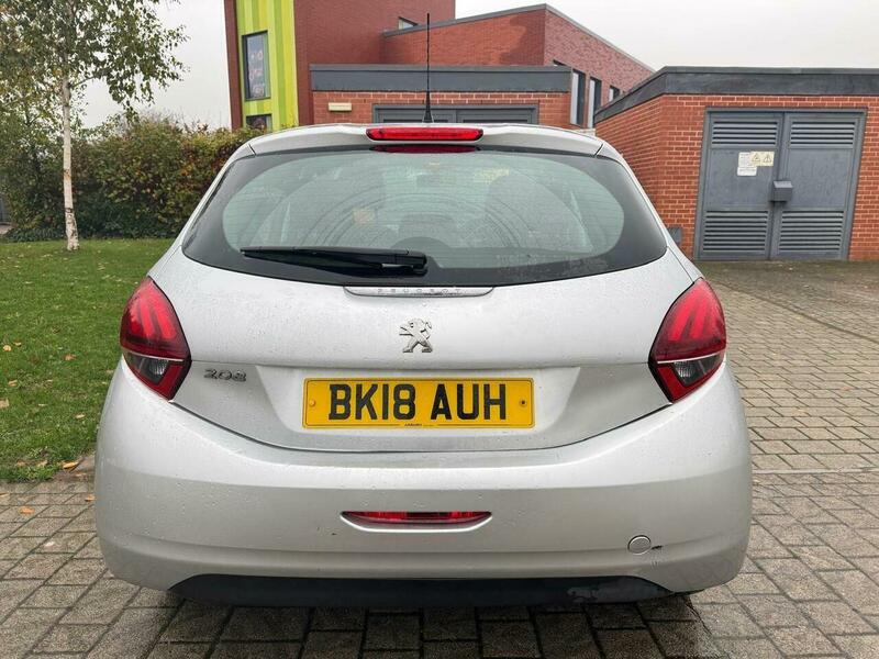 Used Peugeot 208 2018 for sale - 77798488: Photo 11