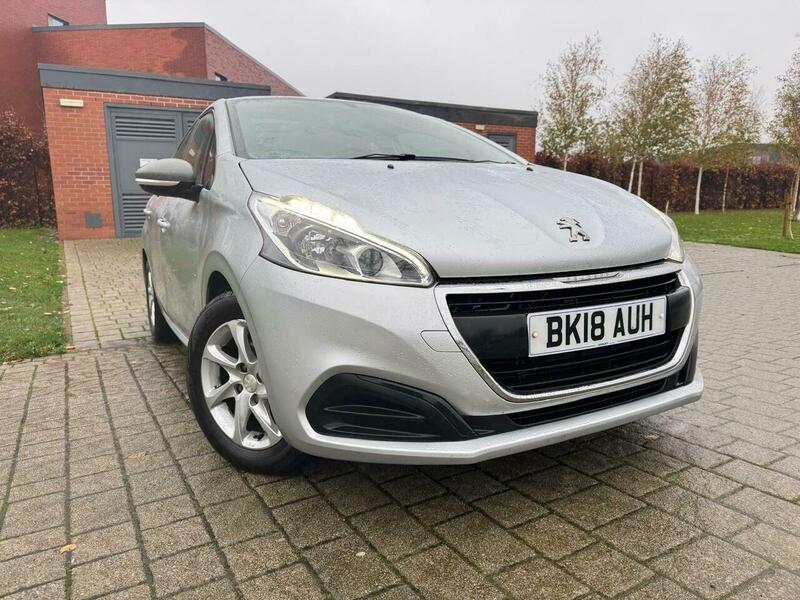 Used Peugeot 208 2018 for sale - 77798488: Photo 2
