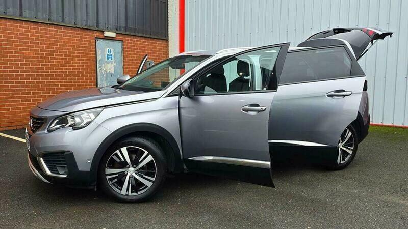 Used Peugeot 5008 2018 for sale - 77735401: Photo 44