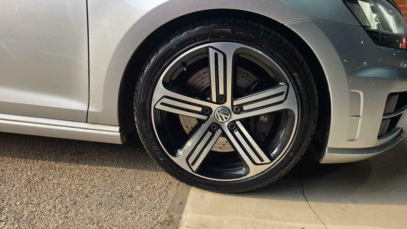 Used Volkswagen Golf 2017 for sale - 77766020: Photo 30