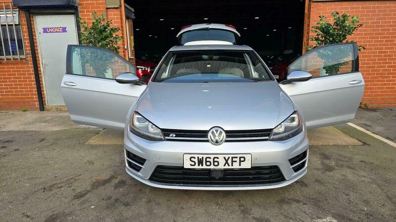 Used Volkswagen Golf 2017 for sale - 77766020: Photo 31