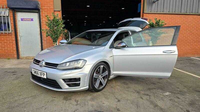Used Volkswagen Golf 2017 for sale - 77766020: Photo 35