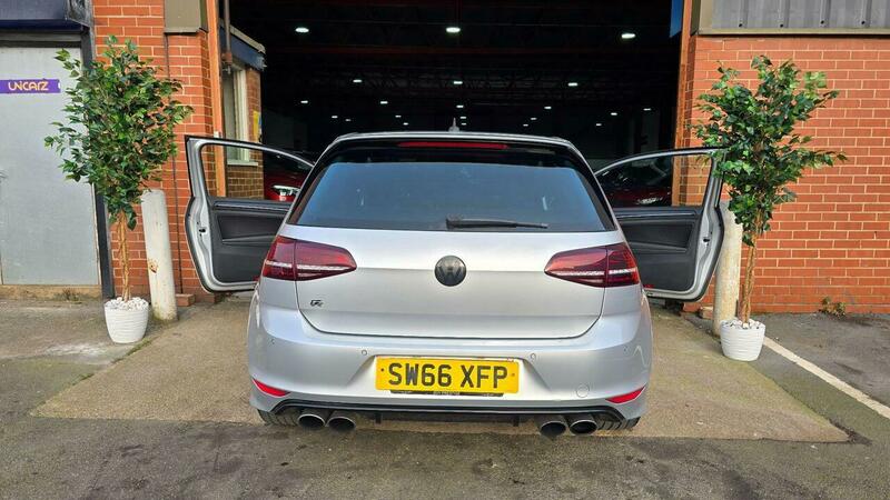 Used Volkswagen Golf 2017 for sale - 77766020: Photo 37