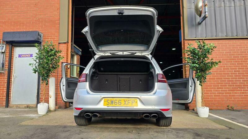 Used Volkswagen Golf 2017 for sale - 77766020: Photo 41