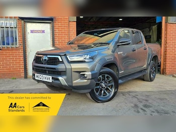 Used Toyota Hilux 2023 for sale - 79000473: Photo