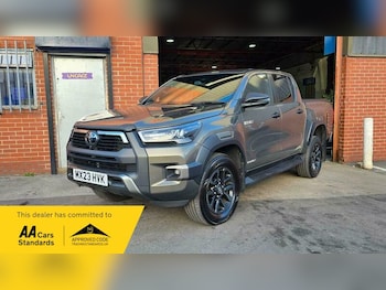 Used Toyota Hilux 2023 for sale - 79000473: Photo