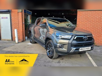 Used Toyota Hilux 2023 for sale - 79000473: Photo