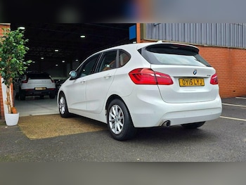 Used BMW 2 Series 2015 for sale - 77735354: Photo