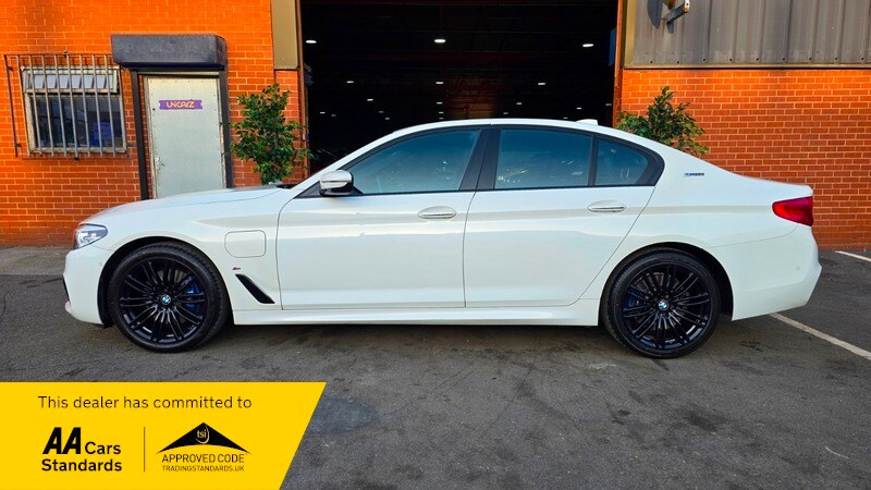 Used BMW 5 Series 2017 for sale - 77968104: Photo 8