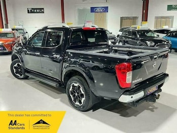 Used Nissan Navara 2017 for sale - 77735406: Photo