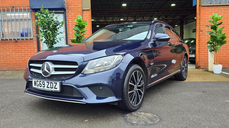 Used Mercedes-Benz C Class 2020 for sale - 77735302: Photo 11