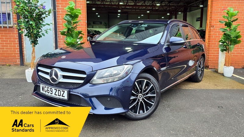 Used Mercedes-Benz C Class 2020 for sale - 77735302: Photo 2