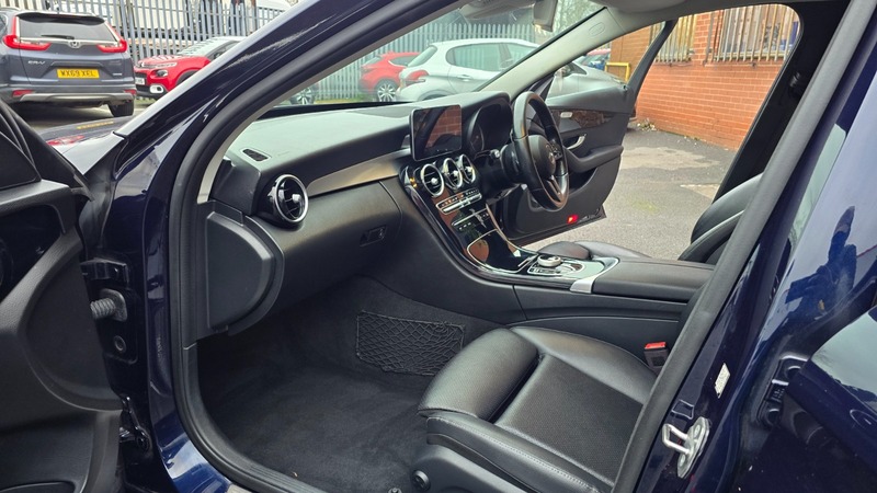 Used Mercedes-Benz C Class 2020 for sale - 77735302: Photo 35