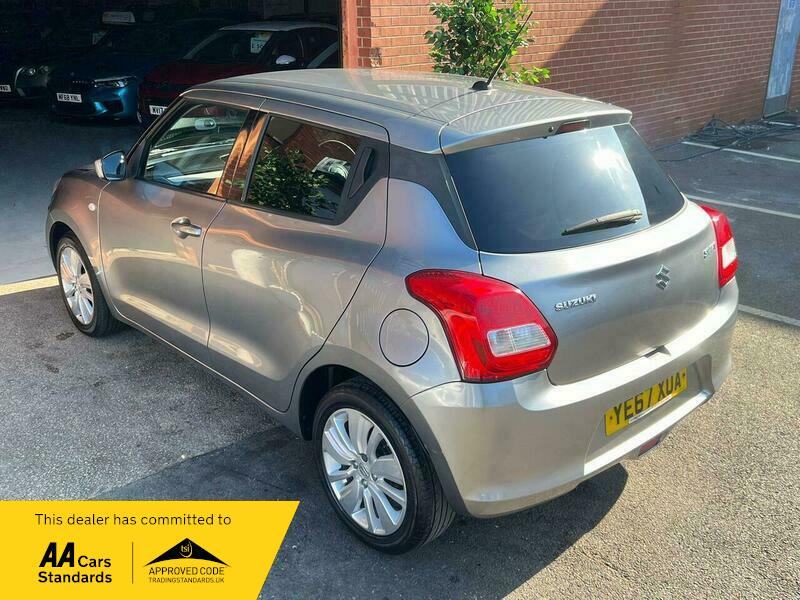 Used Suzuki Swift 2017 for sale - 77749340: Photo 4