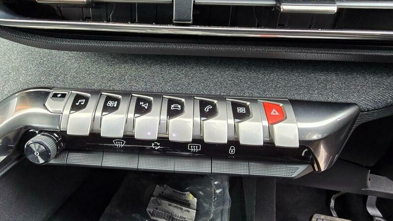 Used Peugeot 3008 2022 for sale - 78140856: Photo 26