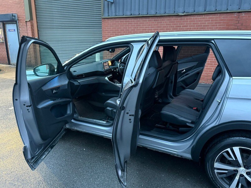 Used Peugeot 5008 2018 for sale - 77735299: Photo 44