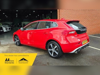 Used Volvo V40 2016 for sale - 78111512: Photo