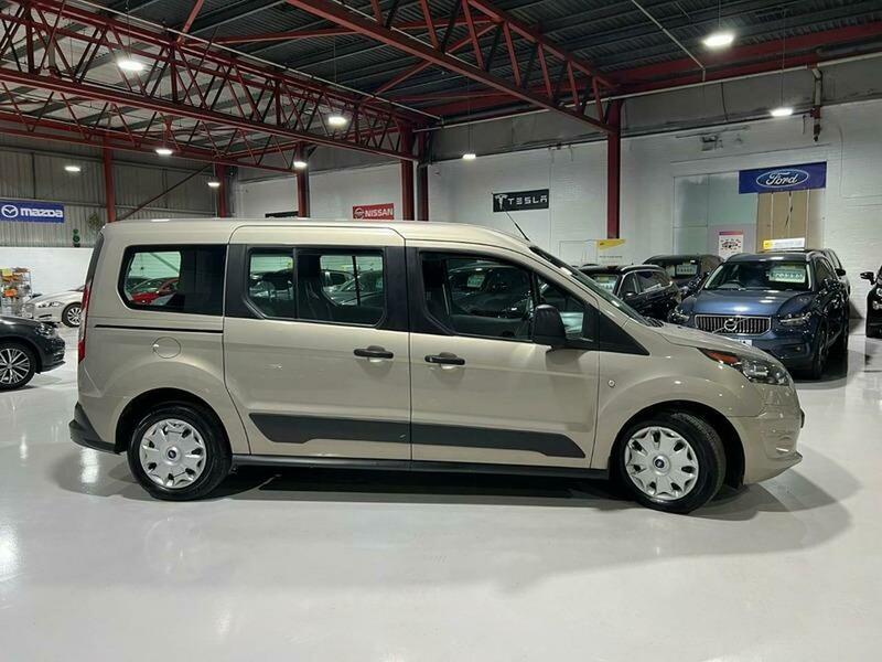 Used Ford Grand Tourneo Connect 2016 for sale - 77735310: Photo 15