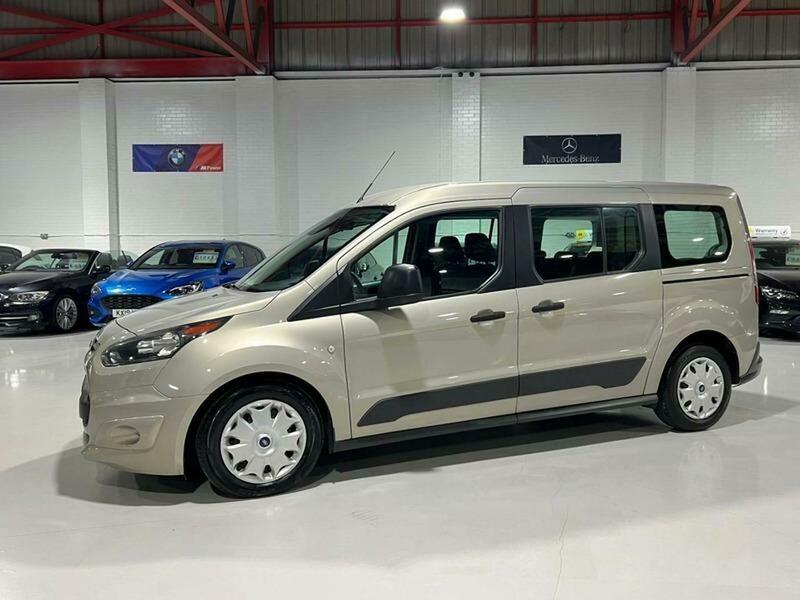 Used Ford Grand Tourneo Connect 2016 for sale - 77735310: Photo 19