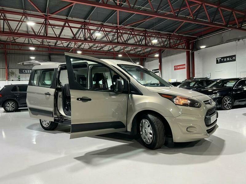 Used Ford Grand Tourneo Connect 2016 for sale - 77735310: Photo 29