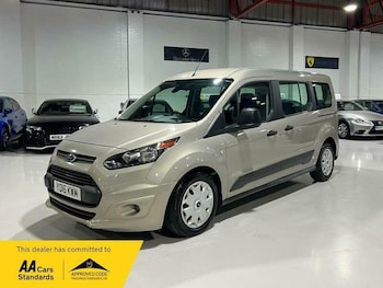 Used Ford Grand Tourneo Connect 2016 for sale - 77735310: Photo