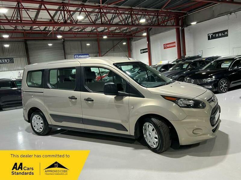 Used Ford Grand Tourneo Connect 2016 for sale - 77735310: Photo 5
