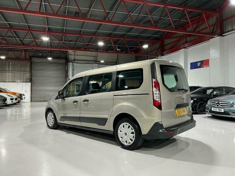Used Ford Grand Tourneo Connect 2016 for sale - 77735310: Photo 7
