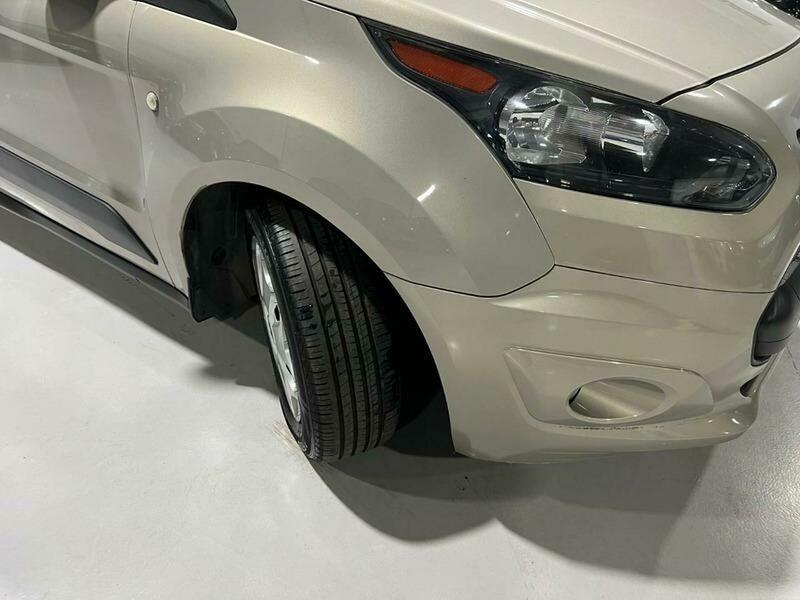 Used Ford Grand Tourneo Connect 2016 for sale - 77735310: Photo 8