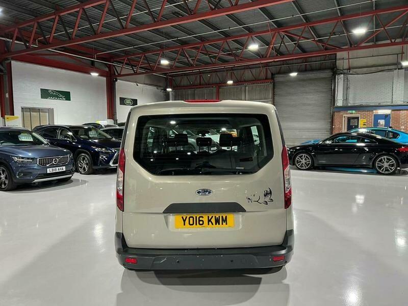 Used Ford Grand Tourneo Connect 2016 for sale - 77735310: Photo 9