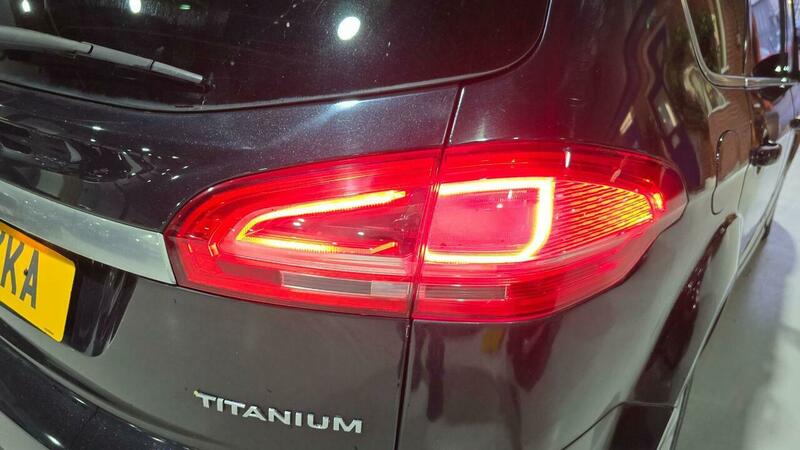 Used Ford S-Max 2011 for sale - 77735374: Photo 18